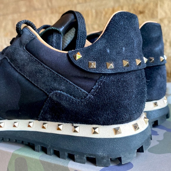 Valentino Garavani Rockrunners in camouflage black - Picture 6 of 7
